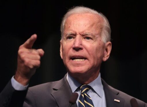 White House Tells Businesses to Ignore the Court Order That Halted Biden’s Vaccine Mandate