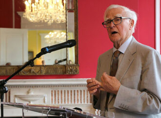 Spy Novelist John le Carré Experienced Espionage Firsthand