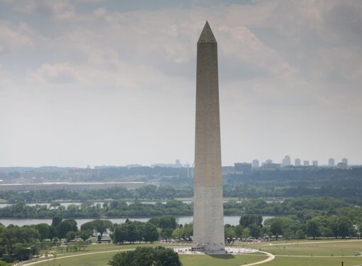 DC Mayor Embraces Report Calling for Removal of Washington Monument