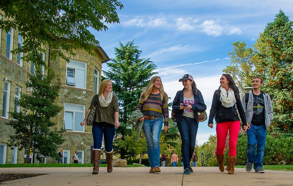 Former Syracuse Professor Explains Why the University Should Not Be a Shopping Mall