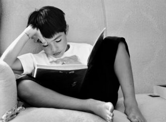 How to Help Kids Hate Reading