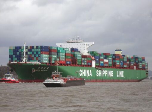 China Makes Things Hard for Foreign Businesses, But the Money Keeps Them Coming