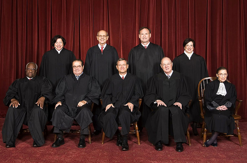New Poll Shows a Frightening Percentage of Americans Can’t Name a Single Supreme Court Justice (See Graph)