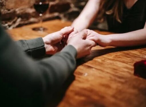 Attentiveness as Service: The Virtue of Noticing