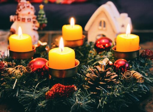 7 Forgotten Christmas Traditions to Bring Back