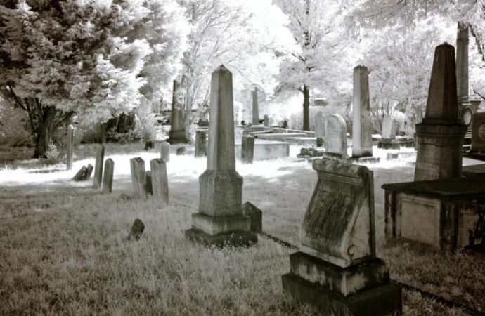 How to Have the Epitaph of a Famous Man