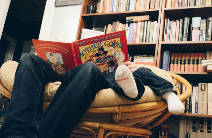 Don’t Set Reading Goals. Build Reading Habits.