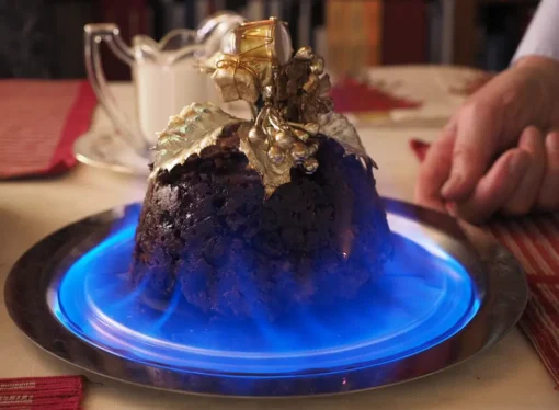 7 Christmas Traditions to Bring Back This Year