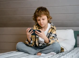 The Analog-Digital Battle Your Children Need to Win