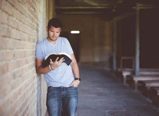 Why the American Founders Would Approve of the Current Bible Reading Trend