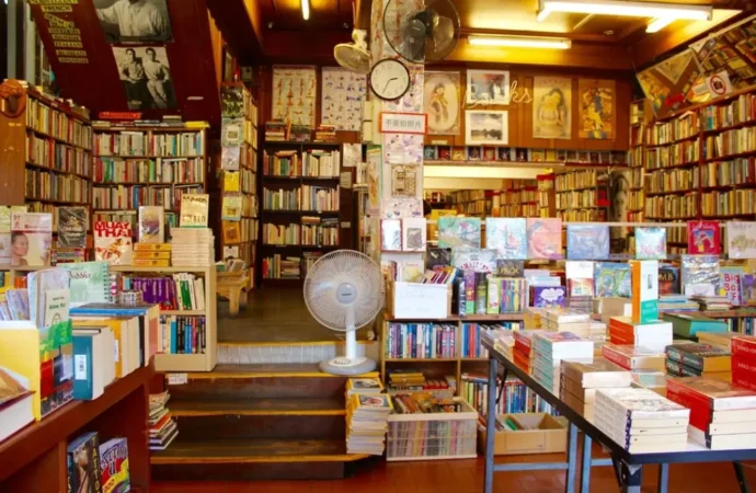 Books Are Inconvenient – and That’s a Good Thing