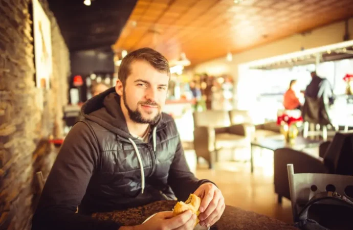 How Women Can Help Men Navigate the Dating World