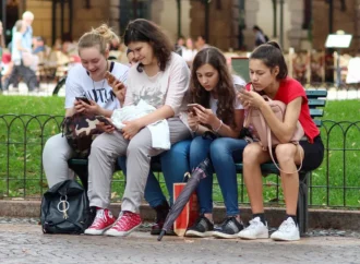 Fragmented Attention? It Isn’t Just Your Brain.