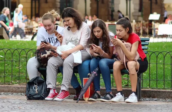 Fragmented Attention? It Isn’t Just Your Brain.