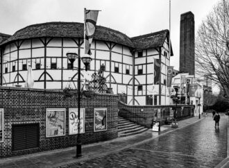 3 Reasons Shakespeare Would Fail a Modern MFA Program